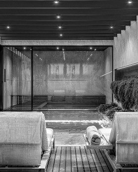 PISCINA COM DECK